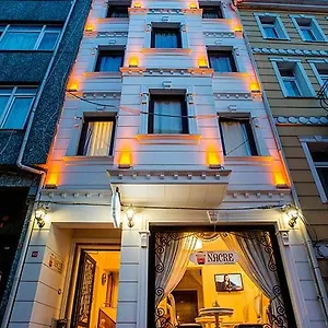 Nacre Apartahotel
